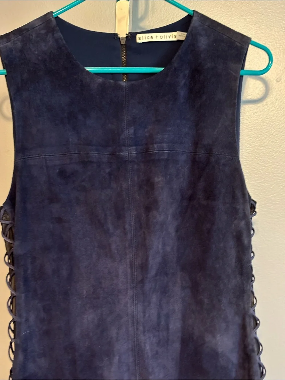 ALICE + OLIVIA LAMBS LEATHER‎ DECORATIVE SIDES SLEEVELESS 10